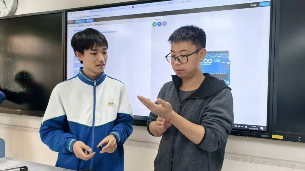 极客爸爸协力广州市西关外国语学校开展“老建筑焕发新活力”主题课程