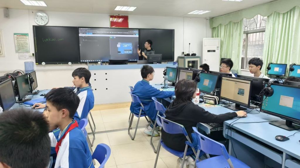 极客爸爸协力广州市西关外国语学校开展“老建筑焕发新活力”主题课程