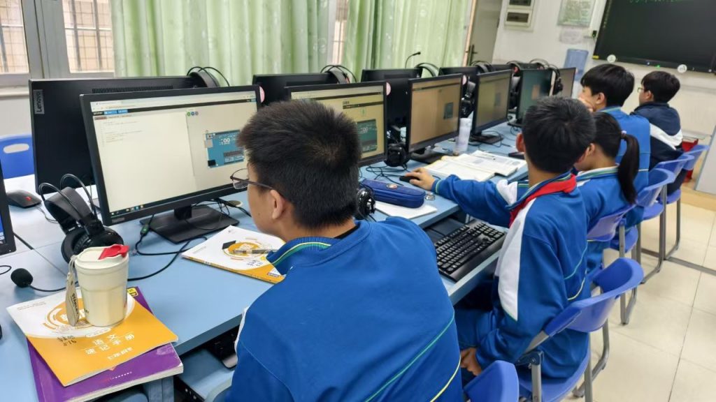 极客爸爸协力广州市西关外国语学校开展“老建筑焕发新活力”主题课程